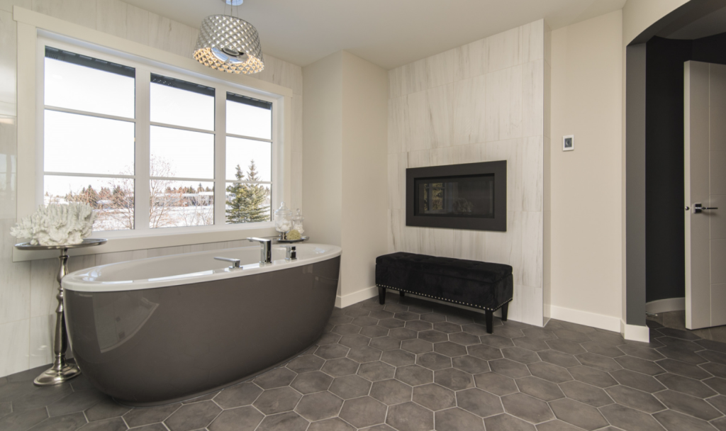 Классический вариант отделки пола в ванной