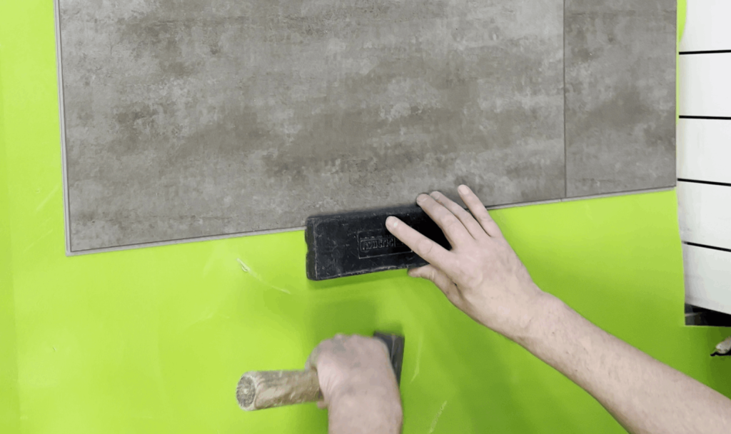 Укладка SPC плитки из коллекции Ascent Strong DAMY FLOOR