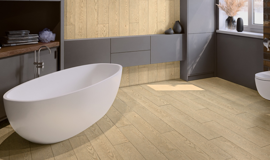 Кварцевый SPC ламинат подходит даже для ванной