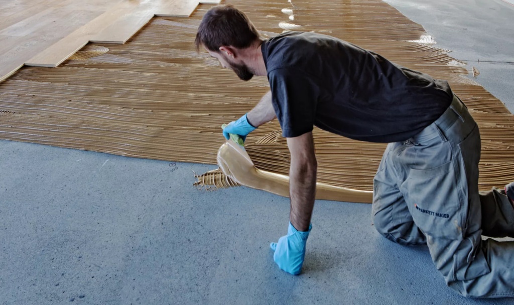 Какой выбрать клей для инженерной доски? | Официальный сайт DAMY FLOOR